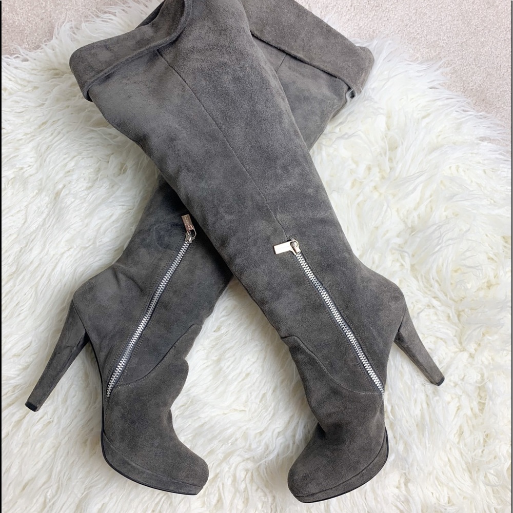 MICHAEL KORS sues knee boot sz 9